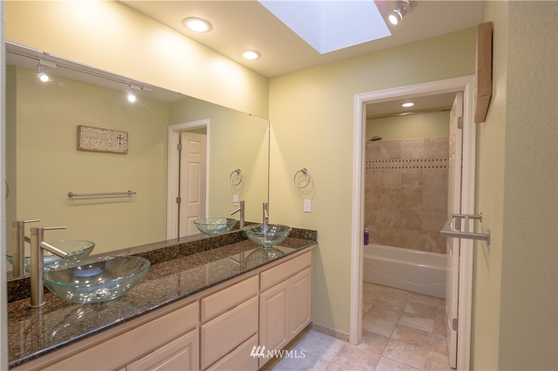 23908 Southeast 243rd Street Maple Valley, WA 98038 - Photo 25 of 33