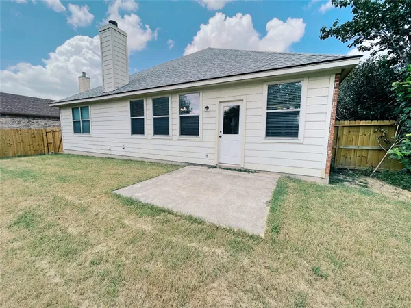 $1,995 | 2059 Carlisle Castle Drive, New Braunfels, TX 78130