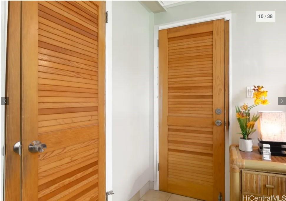 134 Kapahulu Avenue, Unit 518 Honolulu, HI 96815 - Photo 15 of 23 a view of a bathroom