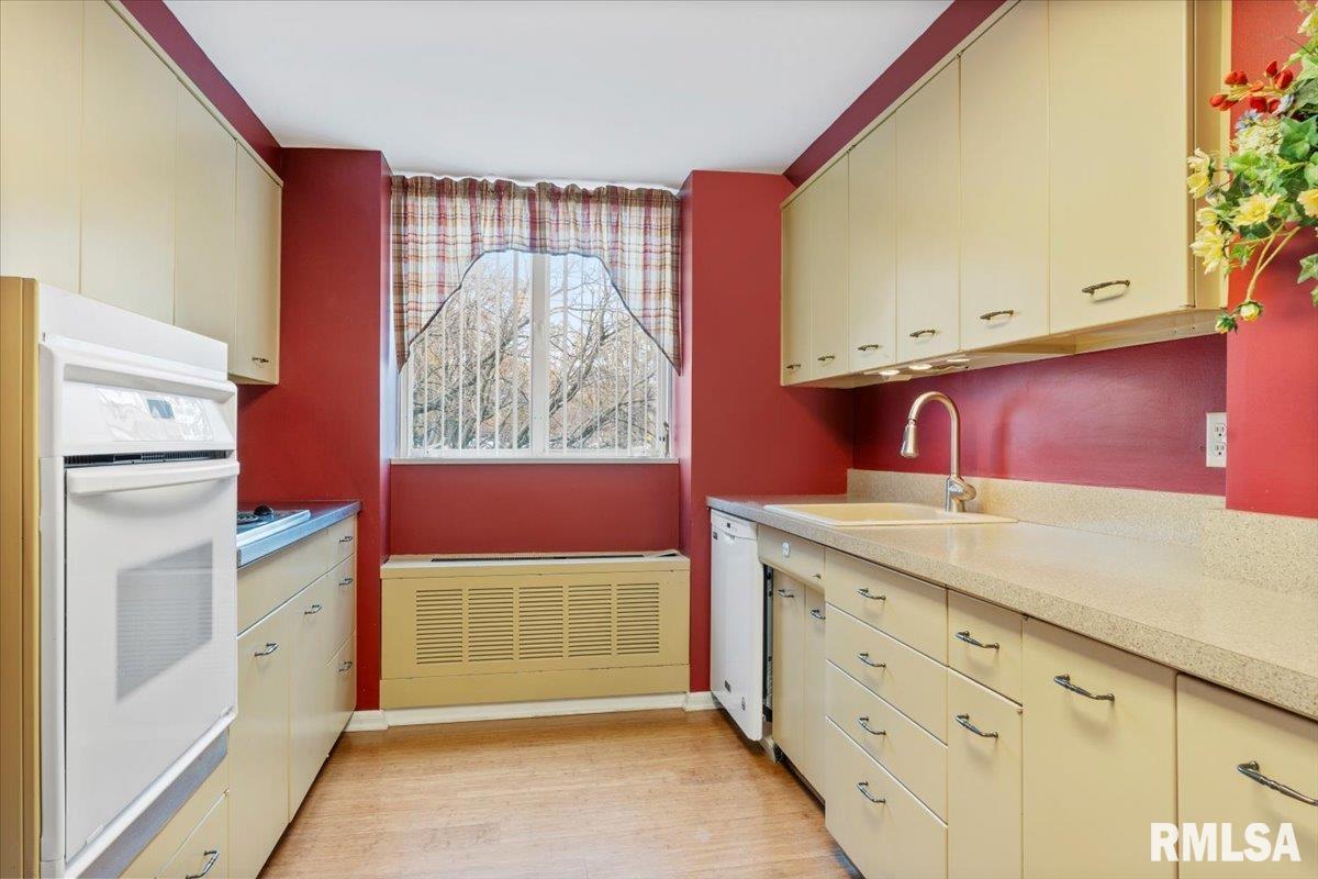 718 South 7th Street, Unit 200 Springfield, IL 62703 - Photo 12 of 33 Gallery Image 12