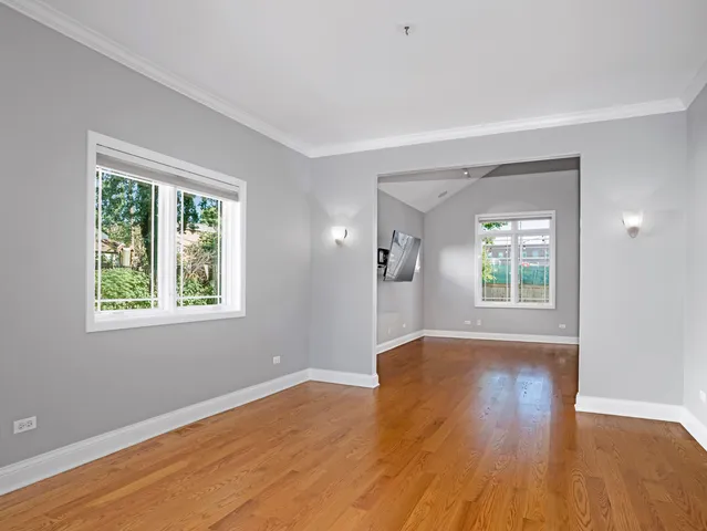 $750,000 | 841 Rogers Street, Downers Grove, IL 60515