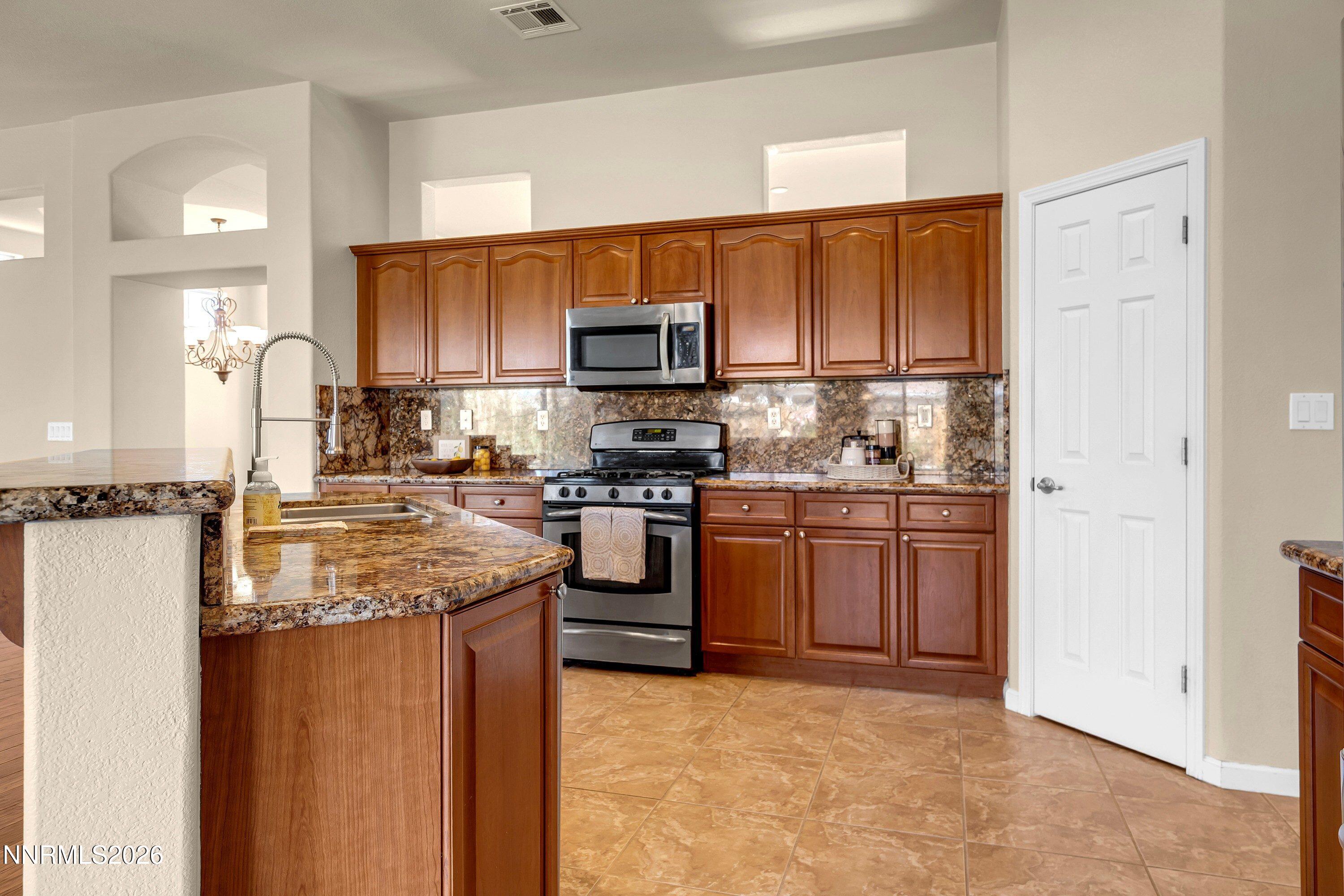 10225 Donnay Court Reno, NV 89521 - Photo 16 of 45 022-038-020-3000x2000