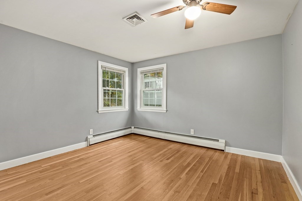 889 Riverside Drive Methuen, MA 01844 - Photo 12 of 28 Gallery Image 12