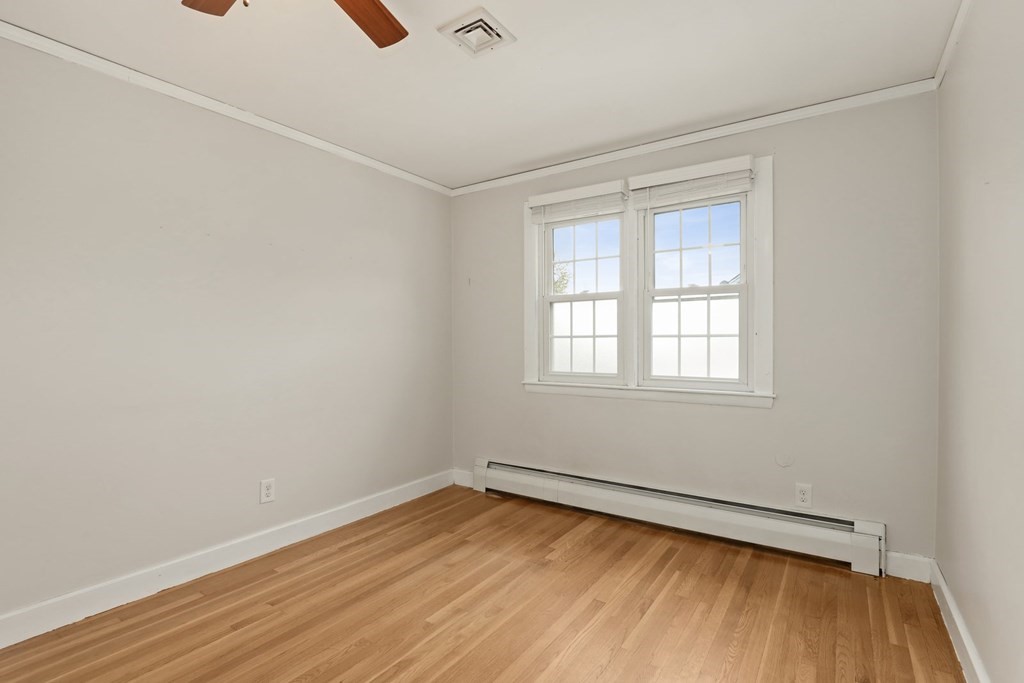 889 Riverside Drive Methuen, MA 01844 - Photo 16 of 28 Gallery Image 16