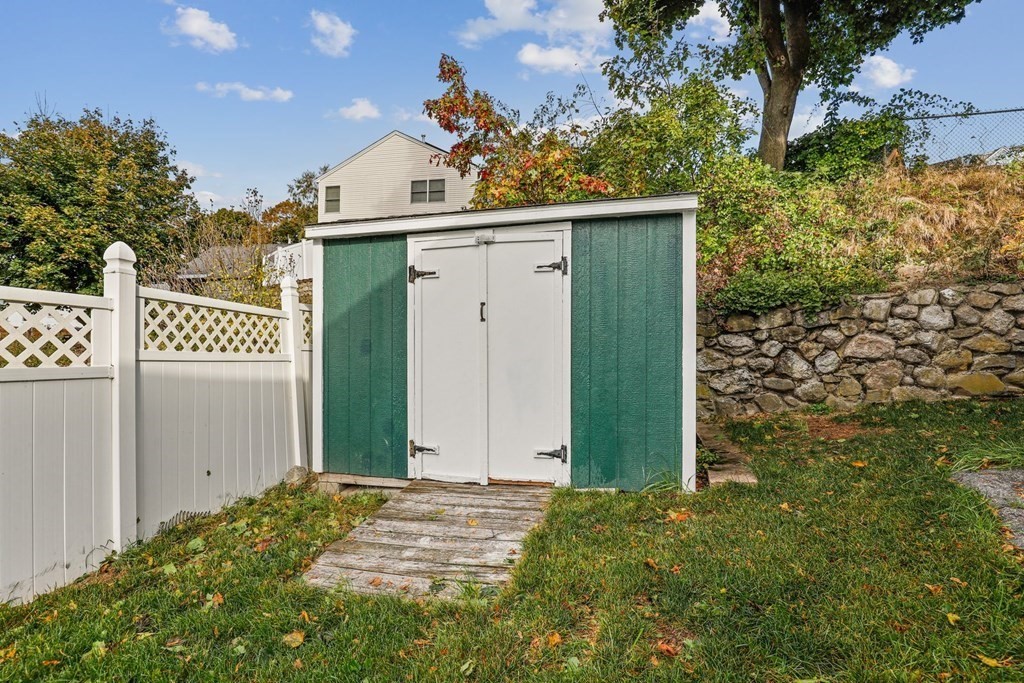 889 Riverside Drive Methuen, MA 01844 - Photo 19 of 28 Gallery Image 19