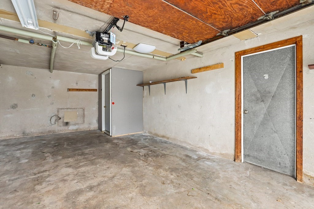 889 Riverside Drive Methuen, MA 01844 - Photo 25 of 28 Gallery Image 25