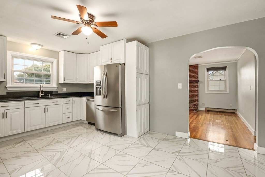 889 Riverside Drive Methuen, MA 01844 - Photo 5 of 28 Gallery Image 5