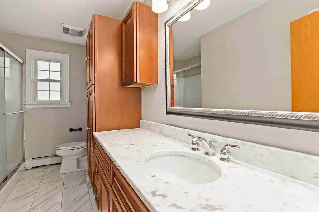 889 Riverside Drive Methuen, MA 01844 - Photo 10 of 28 Gallery Image 10