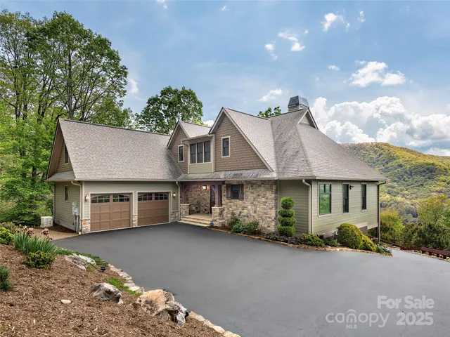 $1,555,000 | 91 Watershed Way, Horse Shoe, NC 28742