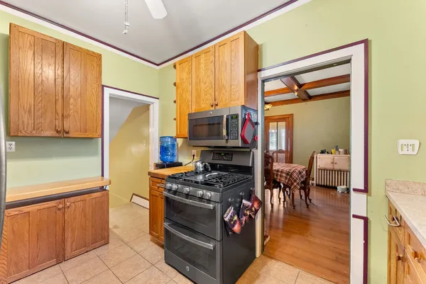 $235,000 | 2664 North Harrison Street, Davenport, IA 52803