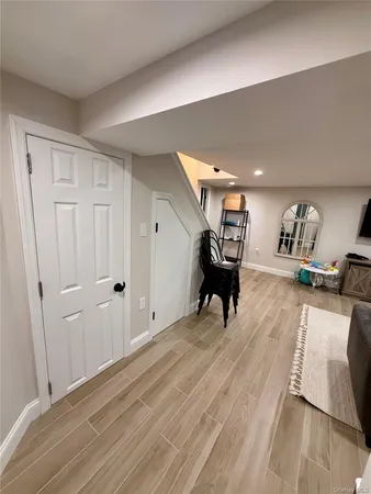 $4,000 | 201-07 23rd Avenue, Unit 1 | Clearview