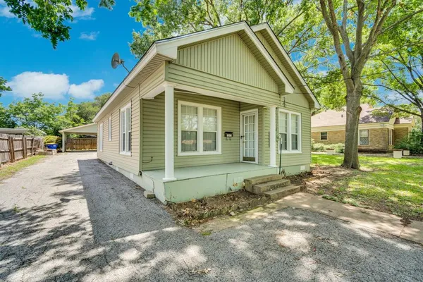 $169,900 | 1312 Park Drive, Hillsboro, TX 76645