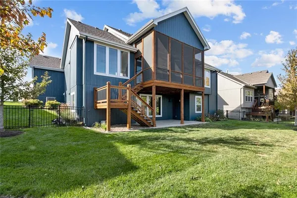 $725,000 | 16905 Bradshaw Street, Overland Park, KS 66221