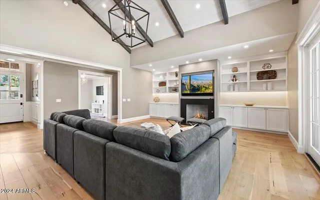 $20,000 | 4549 East Calle Tuberia, Phoenix, AZ 85018