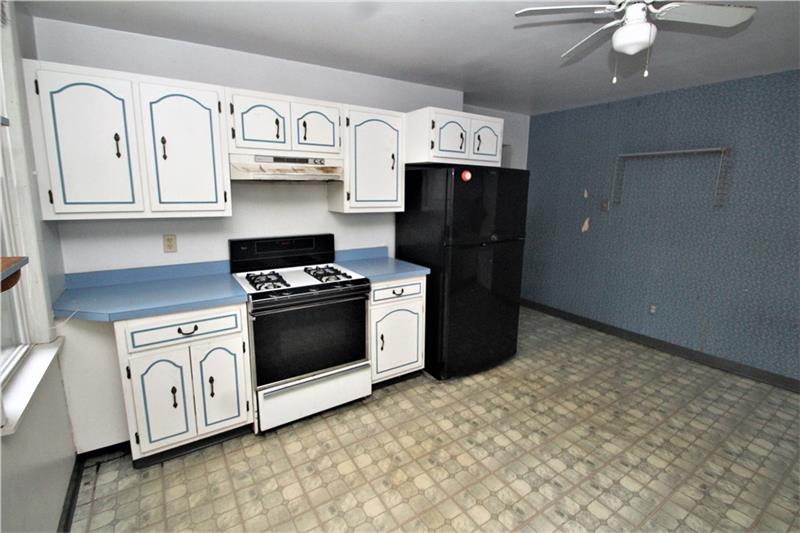 2311 Spring Street Pittsburgh, PA 15210 - Photo 12 of 24