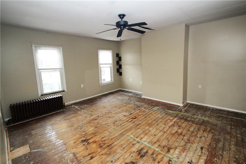 2311 Spring Street Pittsburgh, PA 15210 - Photo 16 of 24