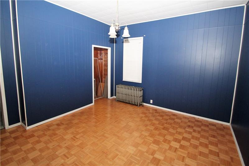 2311 Spring Street Pittsburgh, PA 15210 - Photo 9 of 24 Dining Room located right off kitchen!