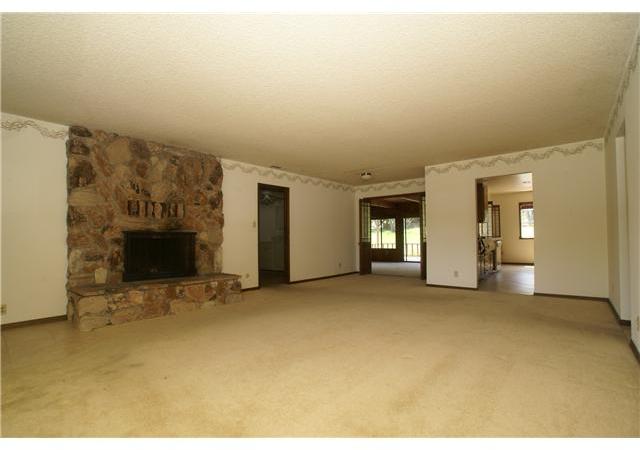 3057 Roadrunner Road San Marcos, CA 92078 - Photo 6 of 15