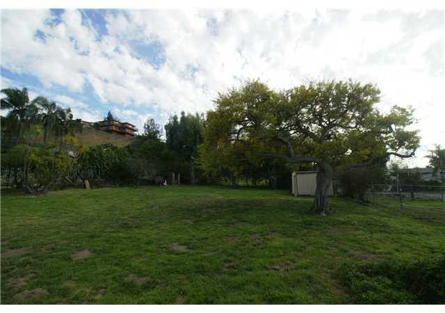 3057 Roadrunner Road San Marcos, CA 92078 - Photo 10 of 15