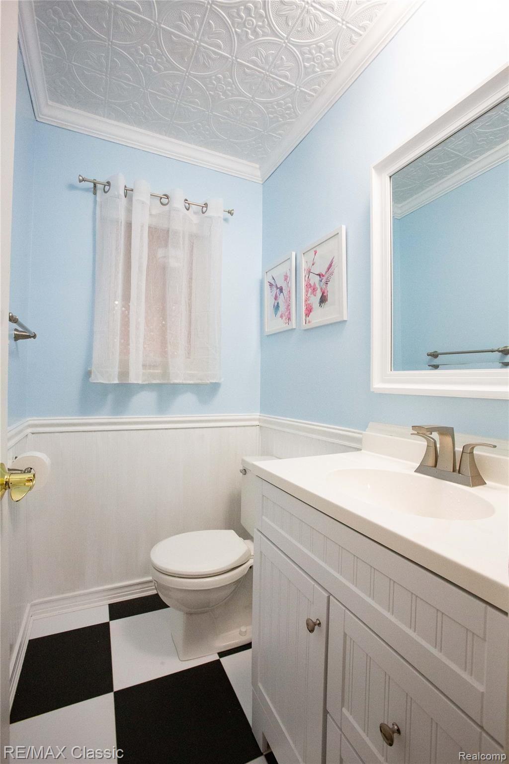 1451 Walnut Ridge Circle Canton, MI 48187 - Photo 9 of 27 Photos-9.JPG