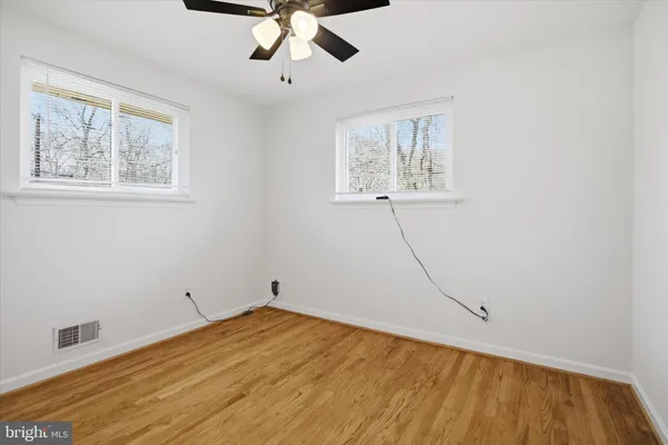 $395,900 | 7400 Colchester Drive, Clinton, MD 20735