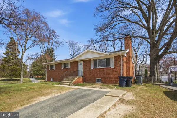 $395,900 | 7400 Colchester Drive, Clinton, MD 20735