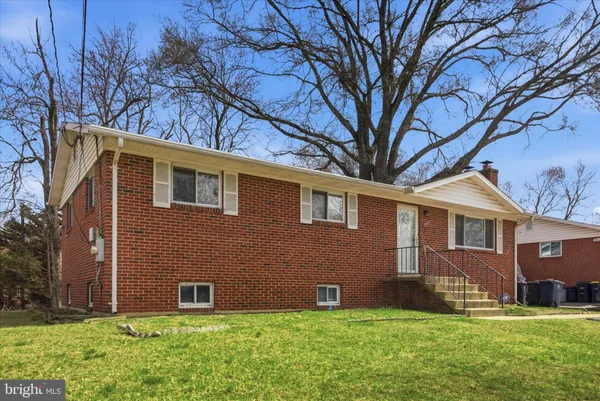 $395,900 | 7400 Colchester Drive, Clinton, MD 20735