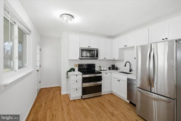 $395,900 | 7400 Colchester Drive, Clinton, MD 20735