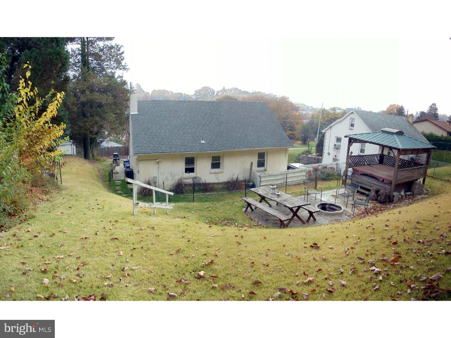 14 West Neversink Road Reading, PA 19606 - Photo 3 of 19 Gallery Image 3