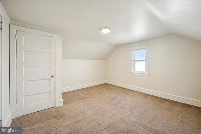 $2,300 | 272 Burmont Road, Unit 2, Drexel Hill, PA 19026