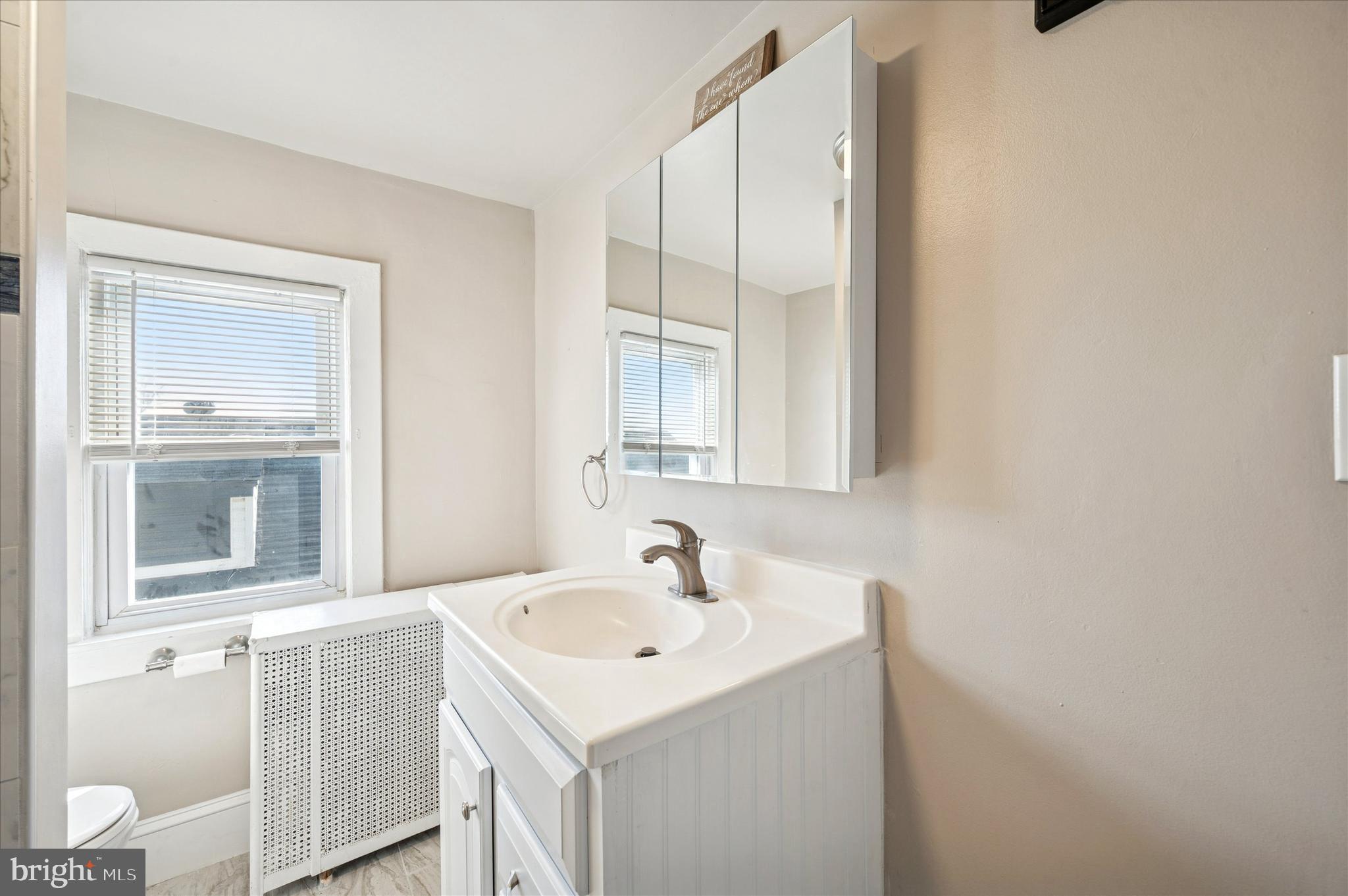 272 Burmont Road, Unit 2 Drexel Hill, PA 19026 - Photo 14 of 15