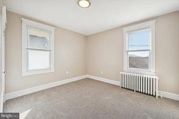 $2,150 | 272 Burmont Road, Unit 2, Drexel Hill, PA 19026