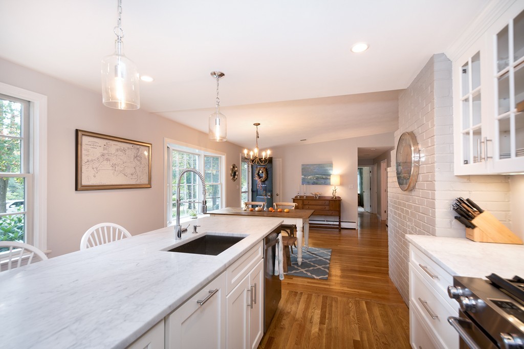 80 Brewster Road Cohasset, MA 02025 - Photo 8 of 30 Gallery Image 8