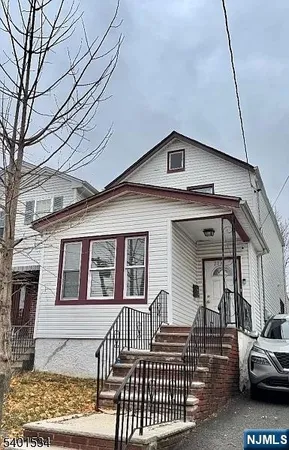 $399,900 | 219 Peshine Avenue, Newark, NJ 07108