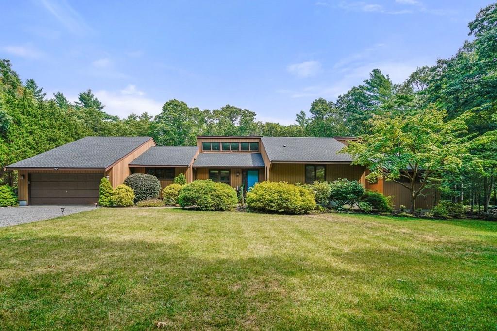 104 Olde Knoll Road Marion, MA 02738 - Photo 1 of 36