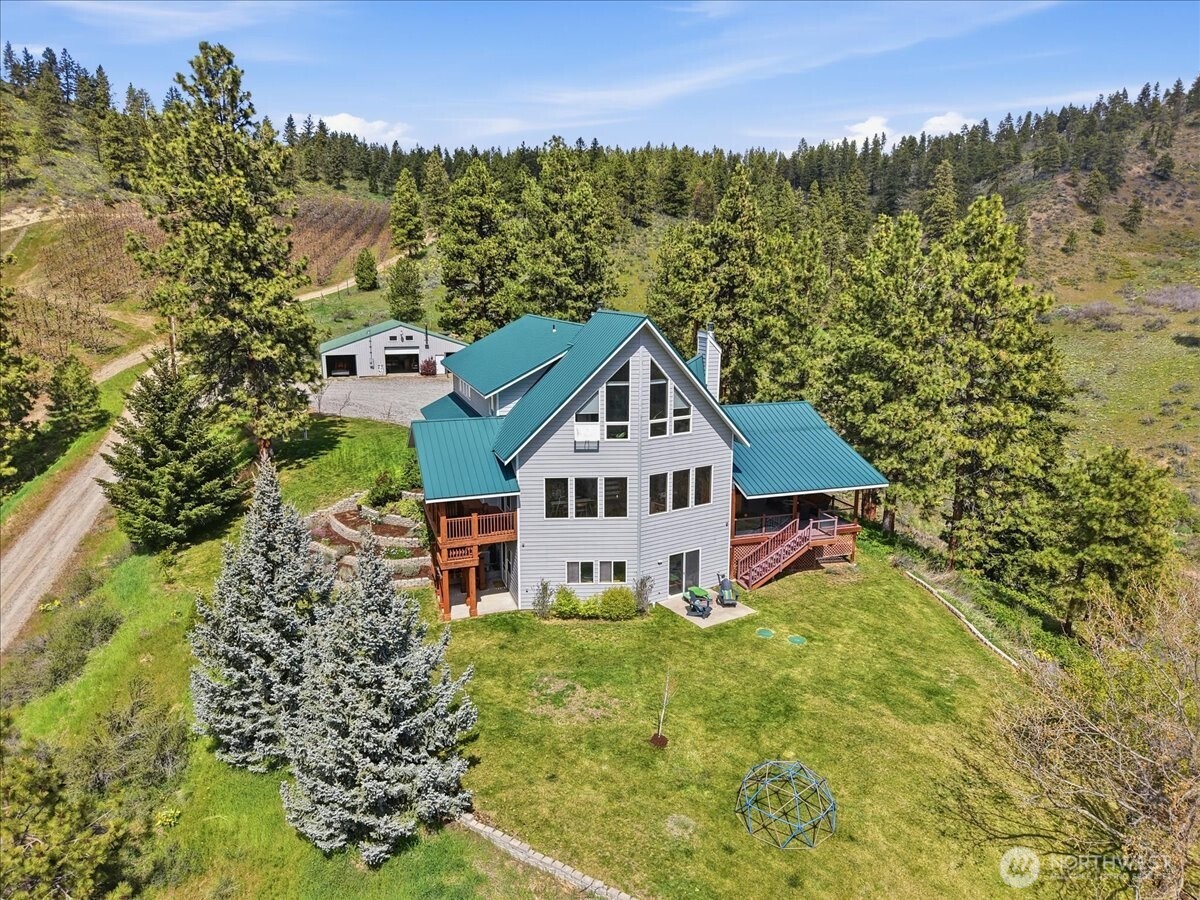 2612 Halvorson Canyon Road Wenatchee, WA 98801 - Photo 1 of 39