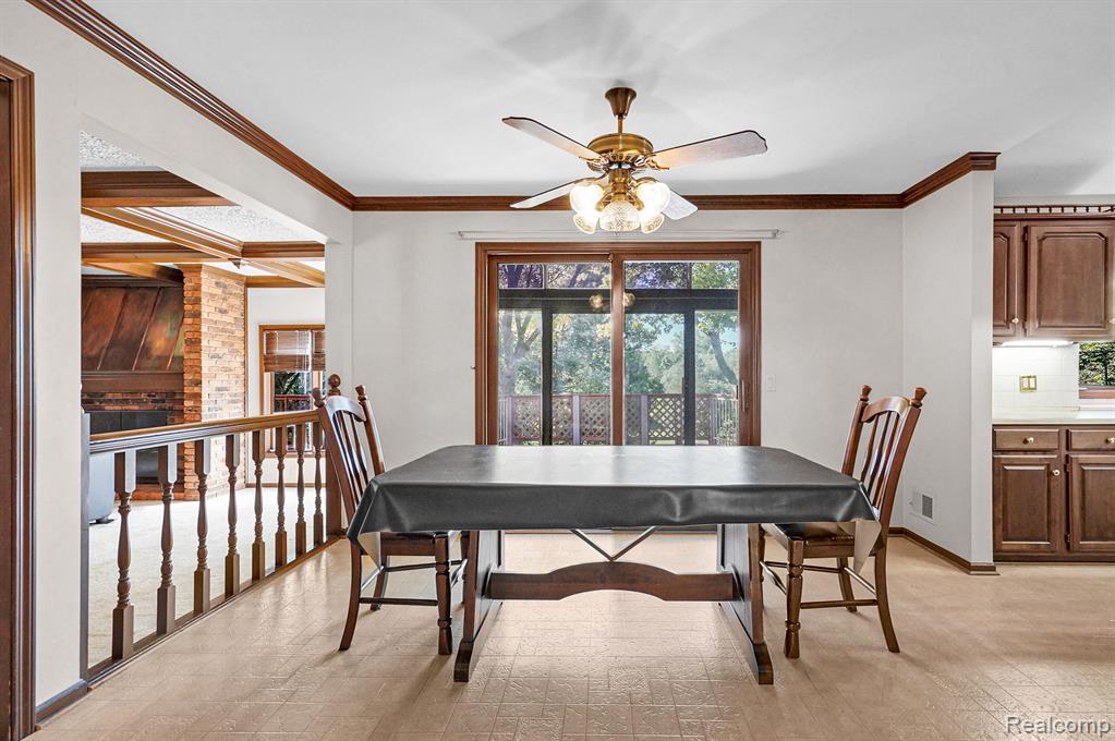 2455 Munster Road Rochester Hills, MI 48309 - Photo 11 of 36