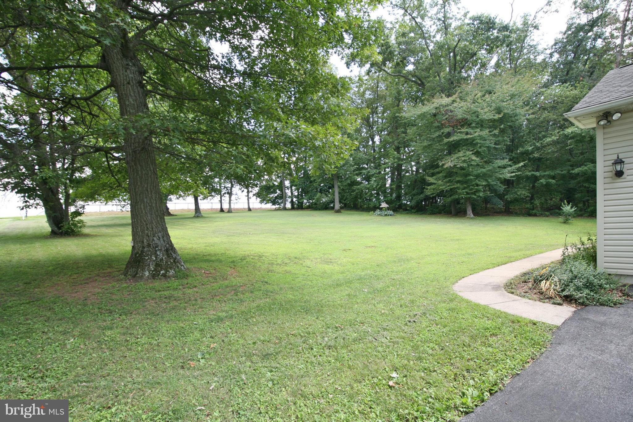 4616 Skidmore Road Westminster, MD 21157 - Photo 25 of 27 View