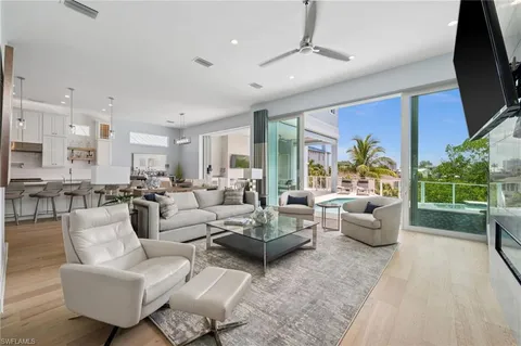 $4,289,000 | 26659 Hickory Boulevard, Bonita Springs, FL 34134