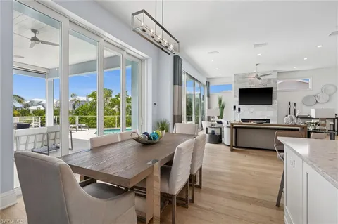$4,289,000 | 26659 Hickory Boulevard, Bonita Springs, FL 34134