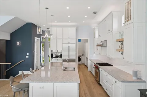 $4,289,000 | 26659 Hickory Boulevard, Bonita Springs, FL 34134