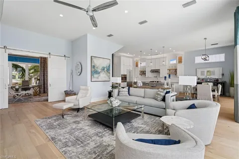 $4,289,000 | 26659 Hickory Boulevard, Bonita Springs, FL 34134