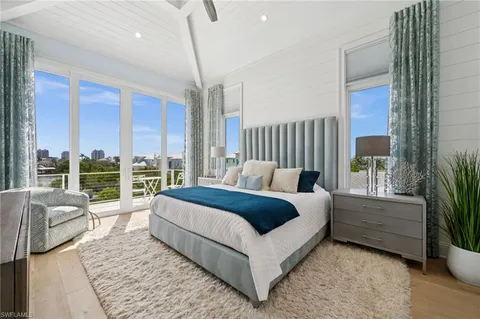 $4,289,000 | 26659 Hickory Boulevard, Bonita Springs, FL 34134