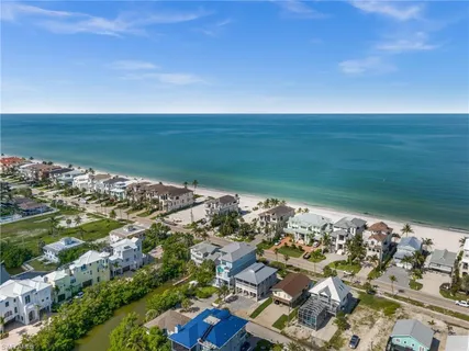 $4,289,000 | 26659 Hickory Boulevard, Bonita Springs, FL 34134