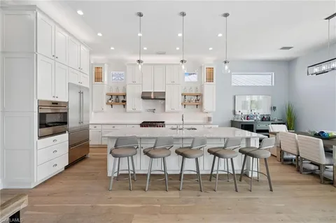 $4,289,000 | 26659 Hickory Boulevard, Bonita Springs, FL 34134