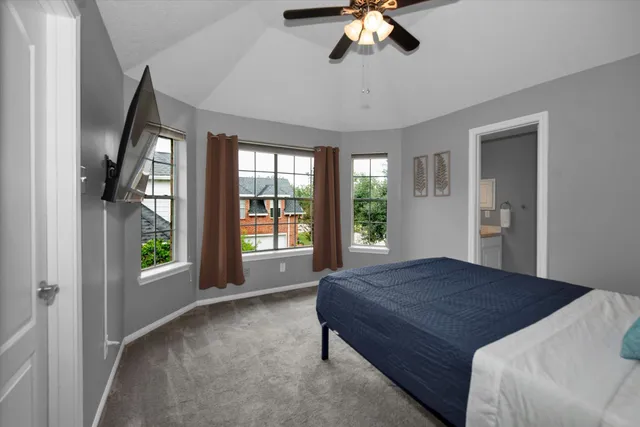 $10,500 | 8219 Shoregrove Drive, Houston, TX 77346