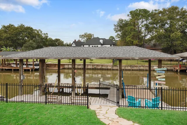 $10,500 | 8219 Shoregrove Drive, Houston, TX 77346