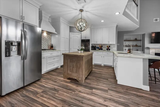 $10,500 | 8219 Shoregrove Drive, Houston, TX 77346