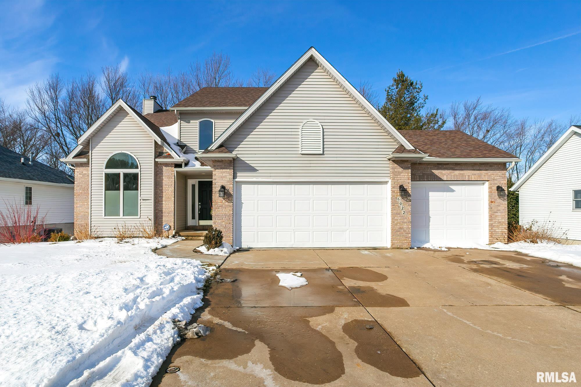6022 Oakbrook Road Davenport, IA 52806 - Photo 2 of 42 Gallery Image 2