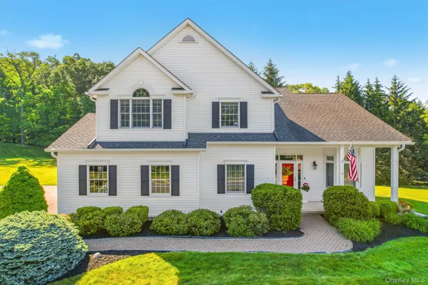 $799,000 | 8 Twin Spring Lane, Florida, NY 10921